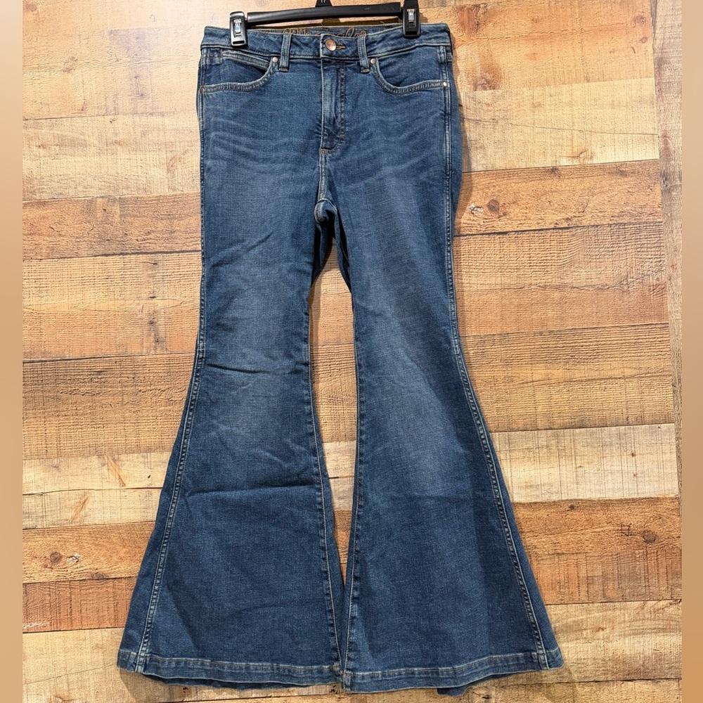 Wrangler Women's Dark Blue Denim Flare Jeans